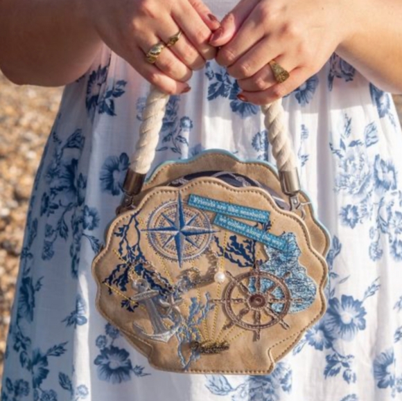 Vendula London English Coast Scrapbook Hetty Bag - Picture 2 of 9